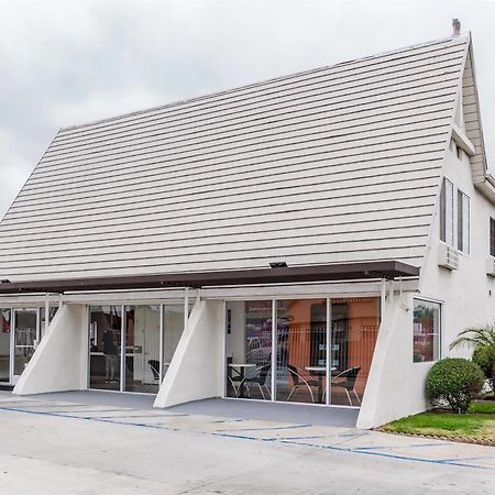 Motel 6-Long Beach, Ca - International City Extérieur photo