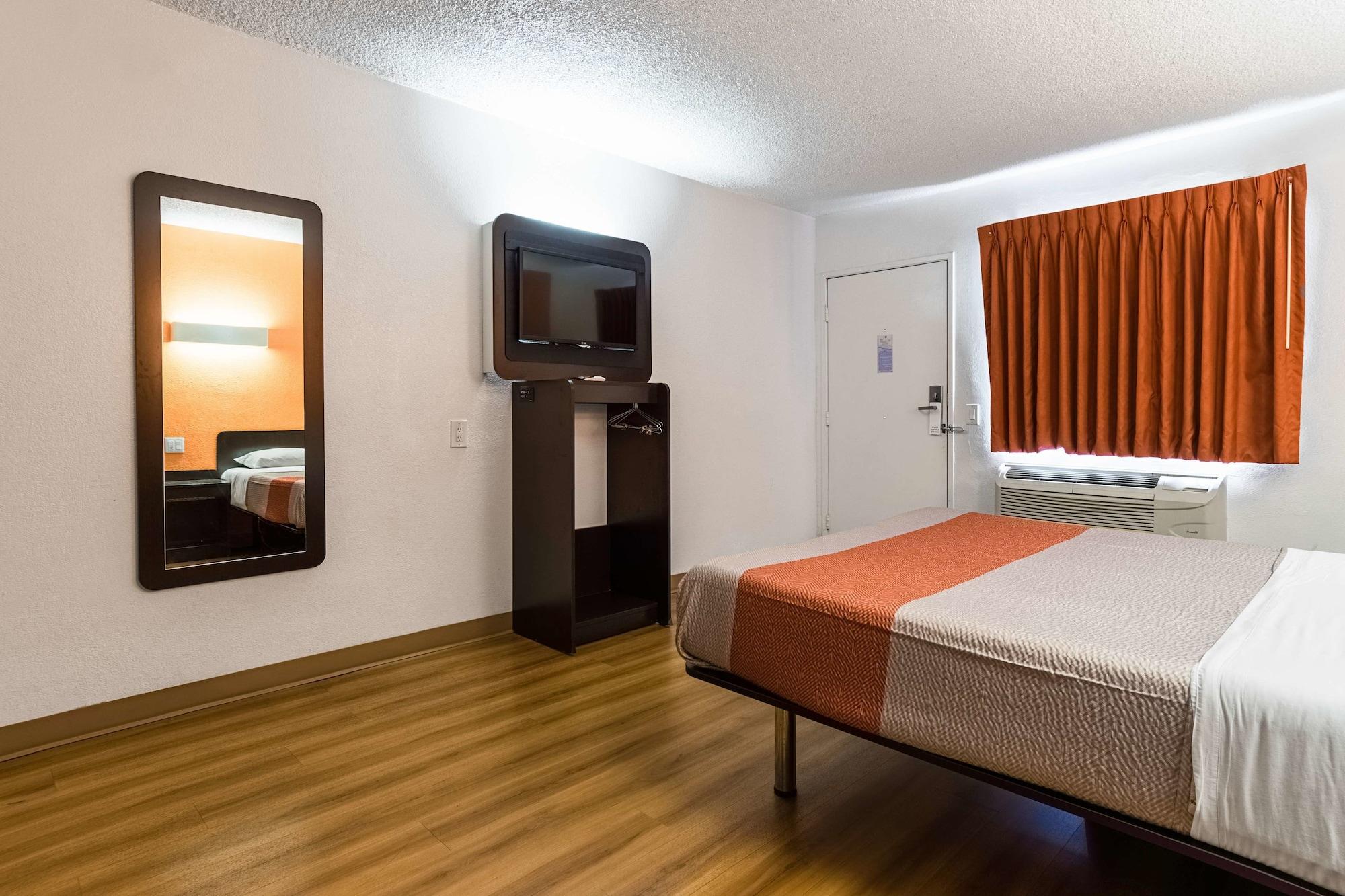 Motel 6-Long Beach, Ca - International City Extérieur photo