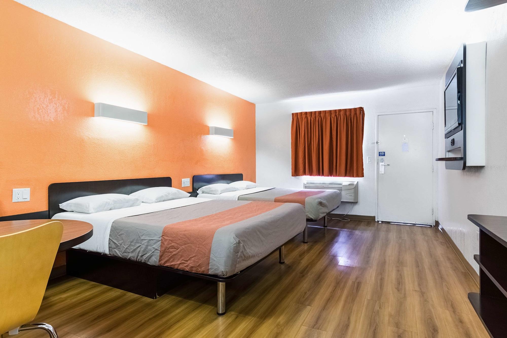 Motel 6-Long Beach, Ca - International City Extérieur photo