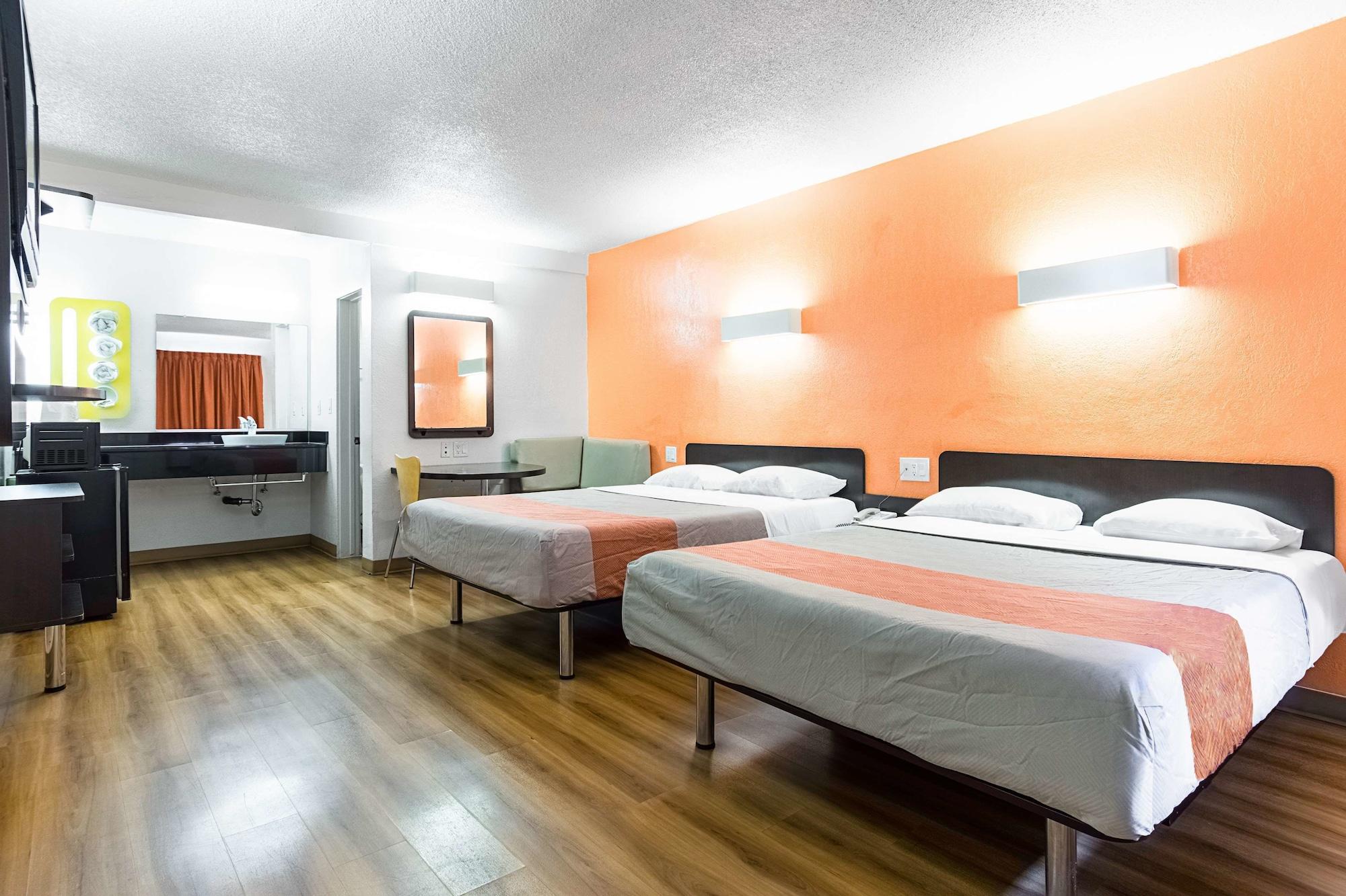 Motel 6-Long Beach, Ca - International City Extérieur photo