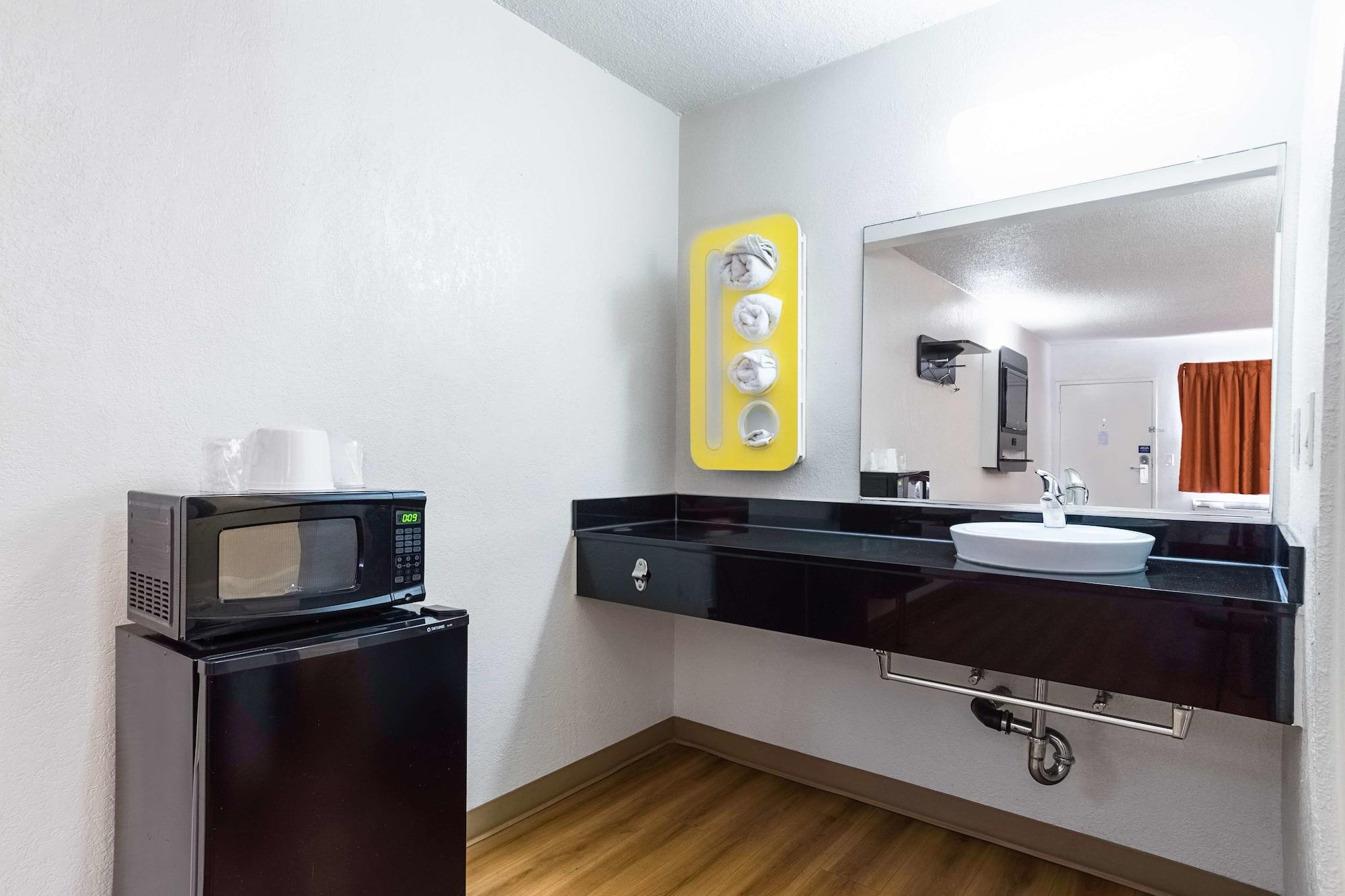 Motel 6-Long Beach, Ca - International City Extérieur photo