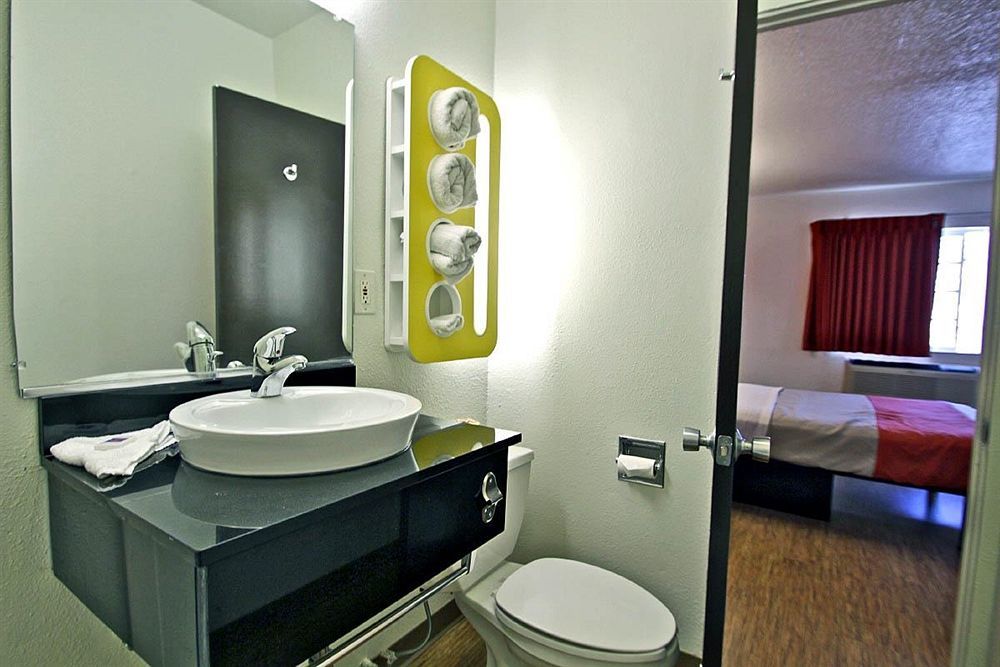 Motel 6-Long Beach, Ca - International City Extérieur photo