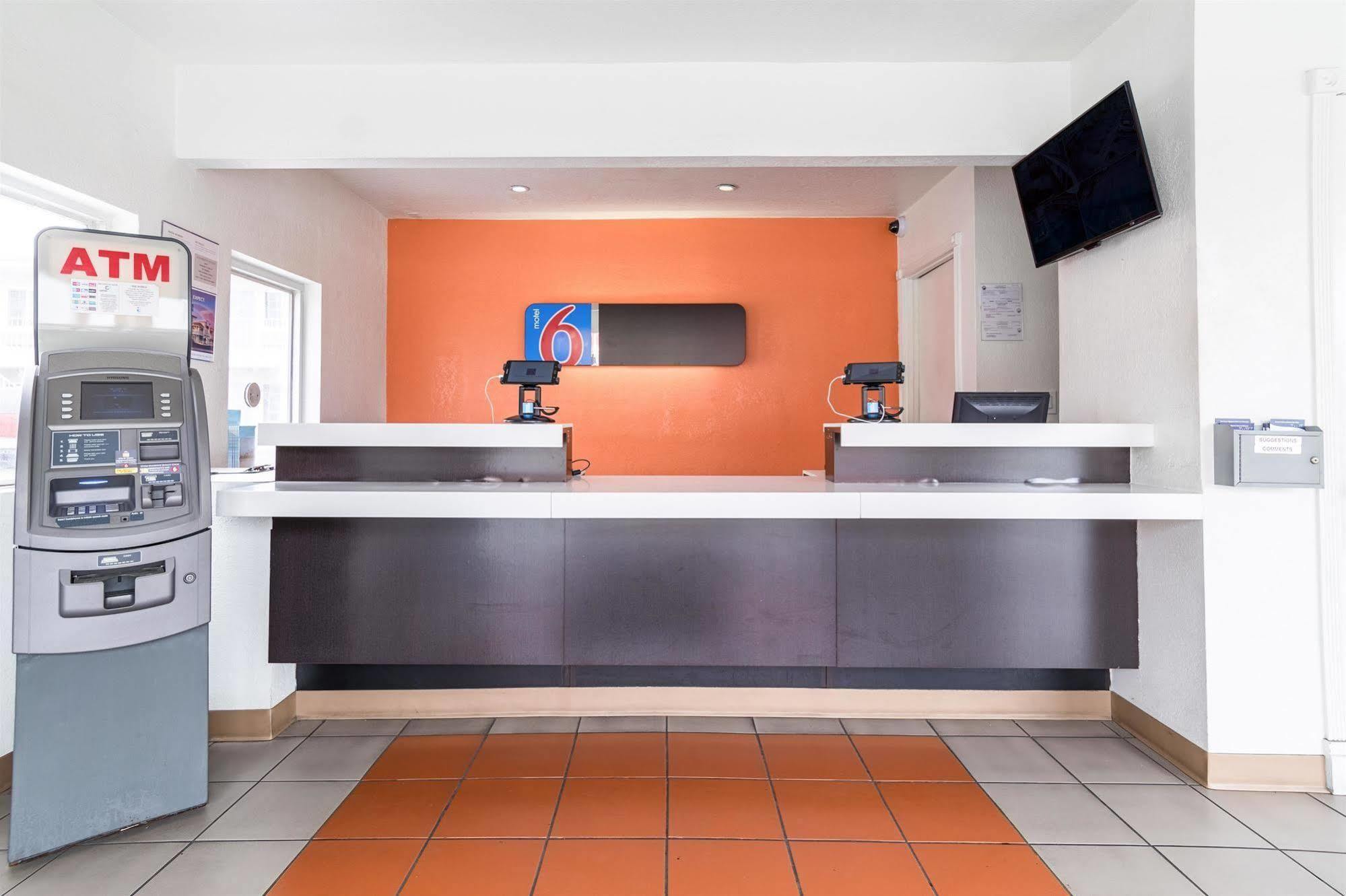 Motel 6-Long Beach, Ca - International City Extérieur photo